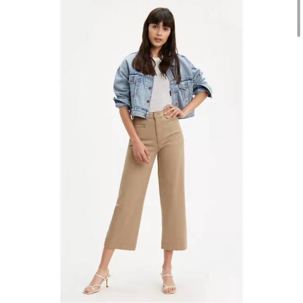 Levis tan Ribcage wide leg crop 26